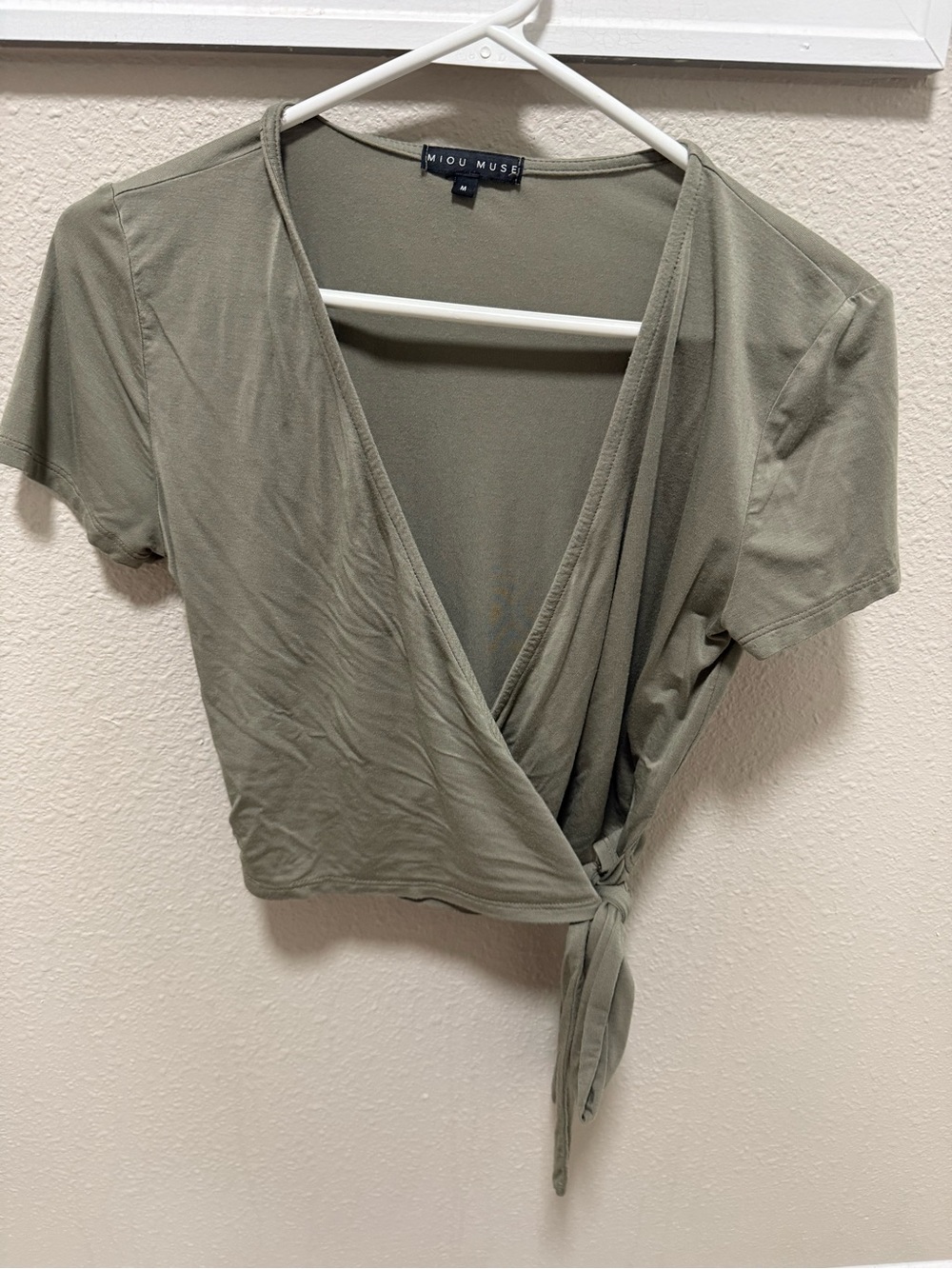 Miou Muse Olive Tie-Front Crop Top